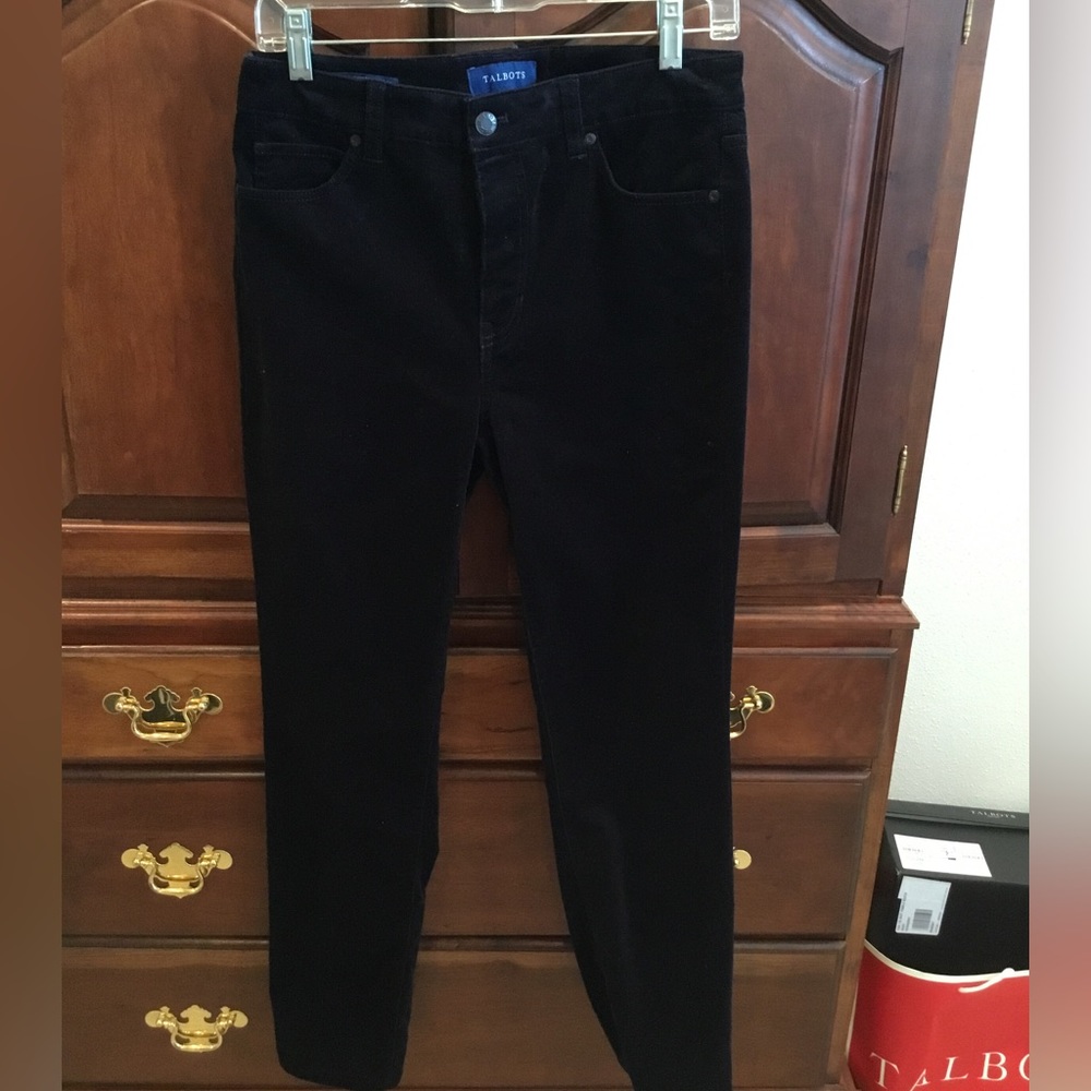 Talbots High-Waisted Straight Leg Corduroy Jean (Size 4)
